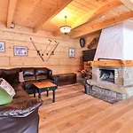Mountain Shelter Gawlaki Chalet